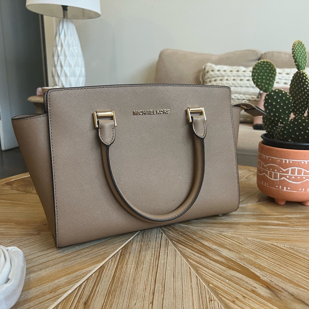 Michael Kors Bag